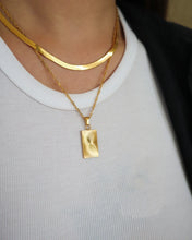 Load image into Gallery viewer, 18k Sunburst Pendant Necklace 18” Length