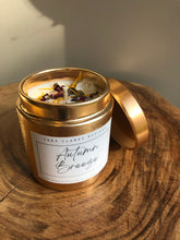 Load image into Gallery viewer, Clear Quartz Soy Candle - Autumn Breeze
