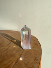 Load image into Gallery viewer, Aura Clear Quartz Point - Small