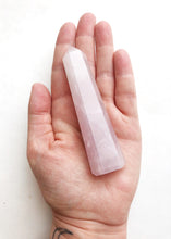 Load image into Gallery viewer, Rose Quartz Point Medium