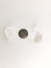 Load image into Gallery viewer, Medium Clear Quartz Tumbled Stone