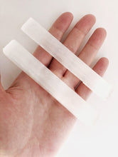 Load image into Gallery viewer, Selenite Stick
