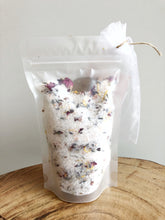 Load image into Gallery viewer, Lavender Eucalyptus - Smoky Quartz Bath Salt
