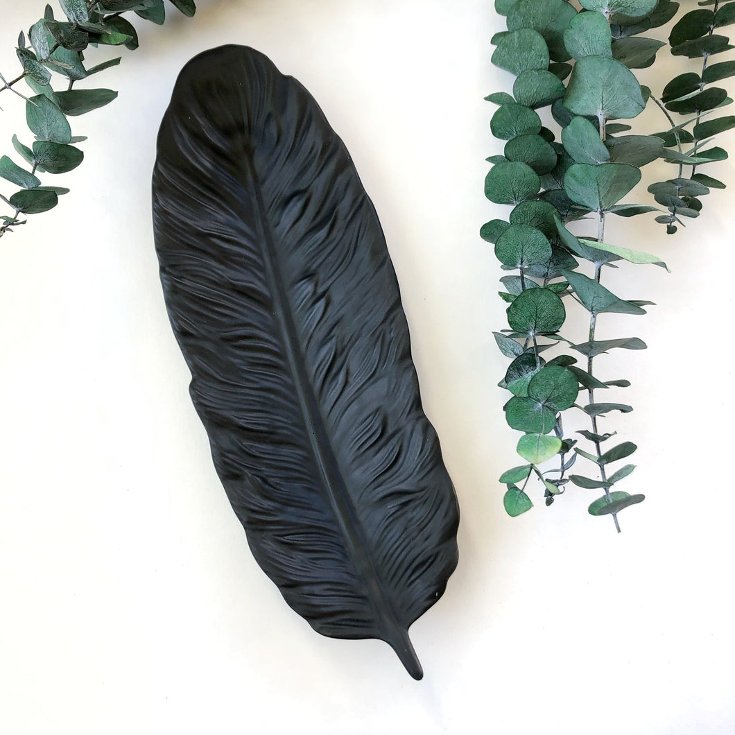 Black Feather Tray